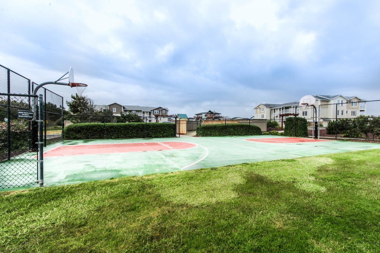 Sunny Delight Apartment Westport Luaran gambar